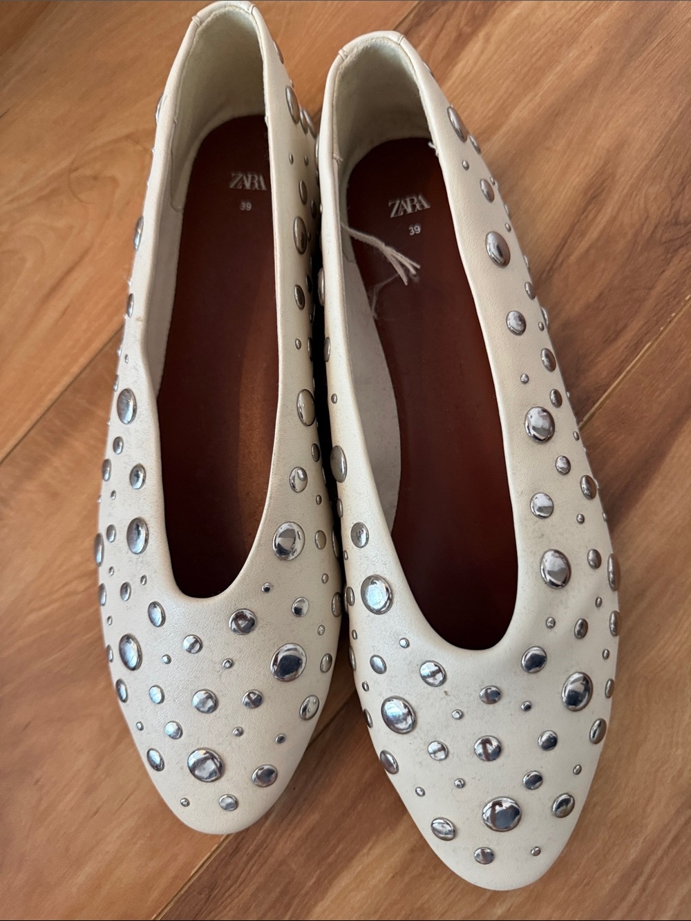 Zara Cream Leather Studded Ballet Flats with Silver Accents